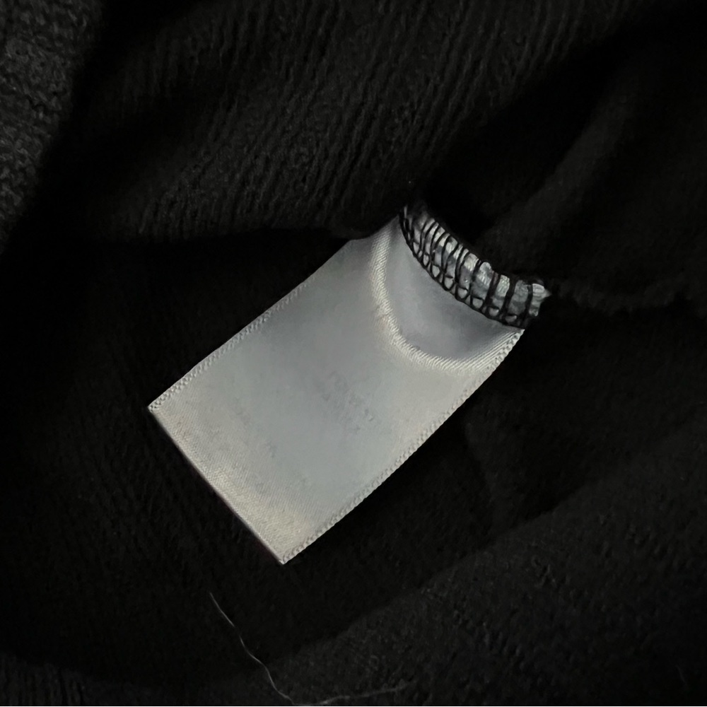 T Long Sleeve - Picture 14 of 14